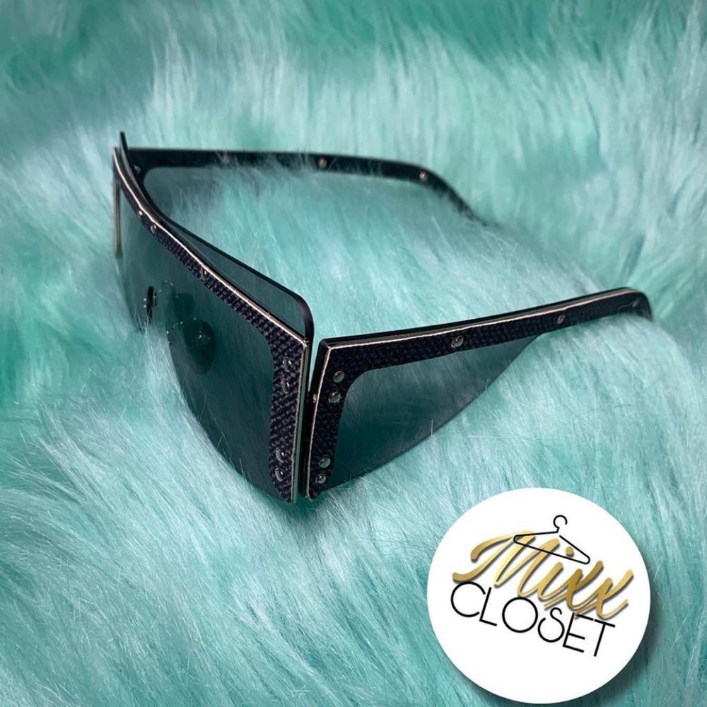 Black jean print sunglasses